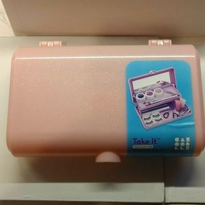 Caboodles take it touch-up tote